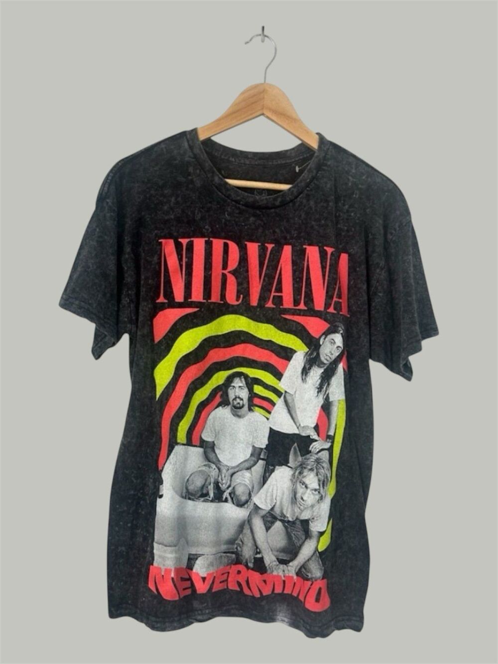 Women's Junior Nirvana Graphic Grey Back T-Shirt Size Large